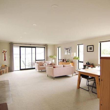 House In Hamiltonヴィラ エクステリア 写真